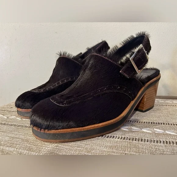 KULT DOMINI Dark Brown Pony Hair Leather Women's Clogs Size 8 (39)
